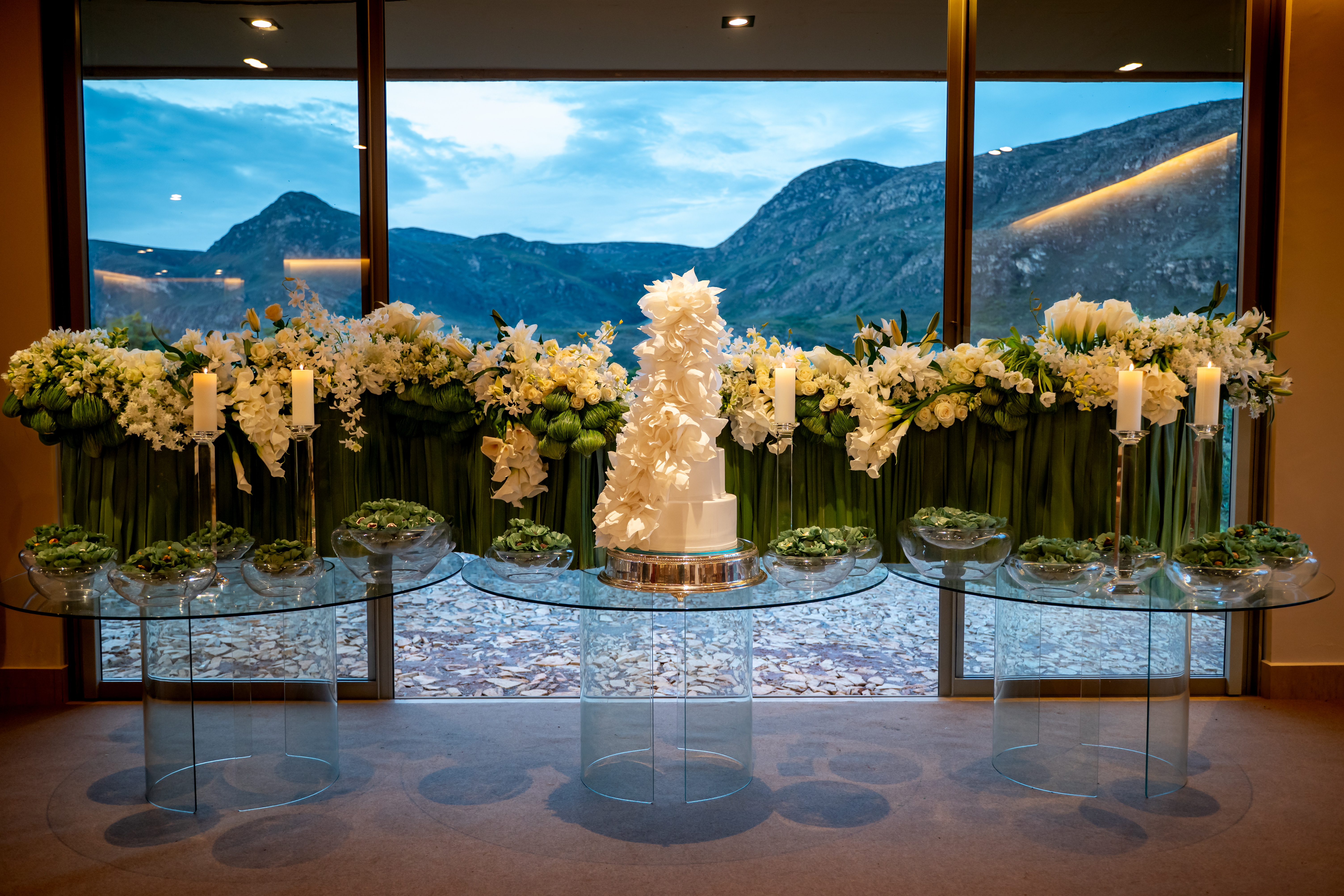 Detalhe de Mesa Luxuosa